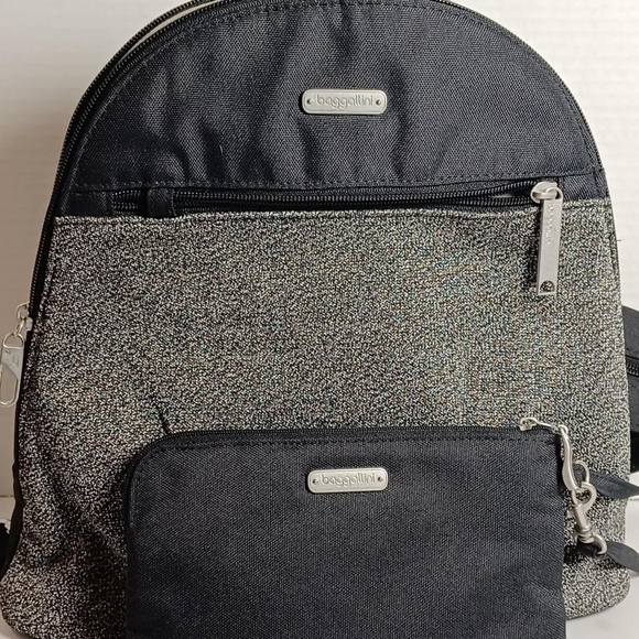 Baggallini Jessica RFID Convertible Crossbody Backpack Black/Gray w/Wristlet EUC